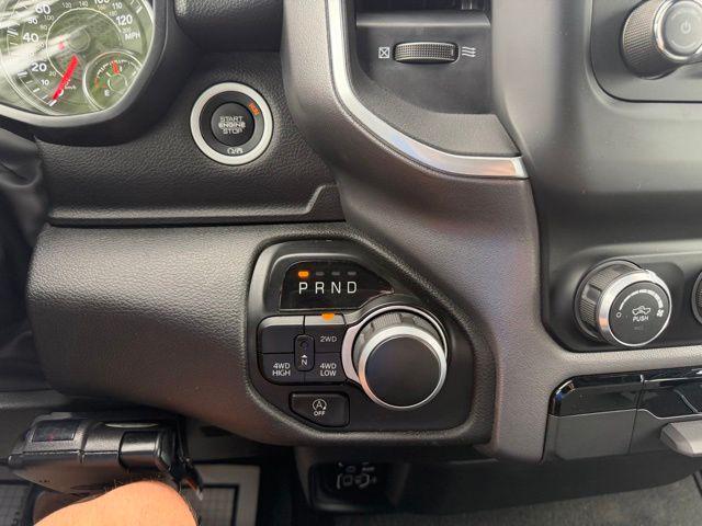 2023 Ram 1500 Big Horn Crew Cab 4x4 5'7" Box