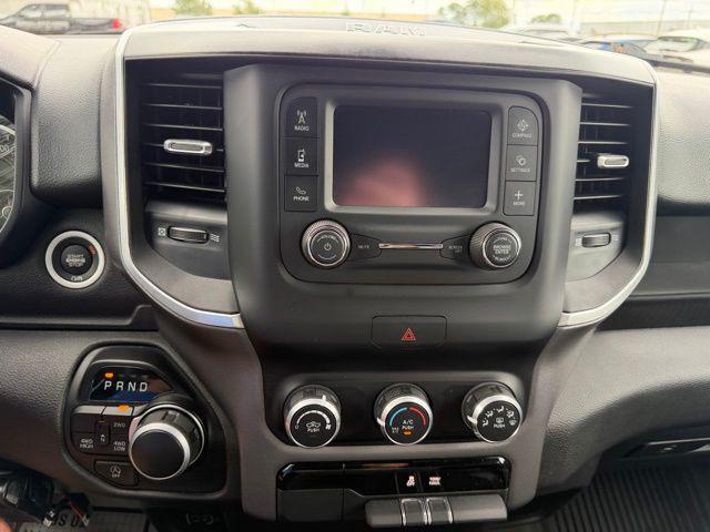 2023 Ram 1500 Big Horn Crew Cab 4x4 5'7" Box