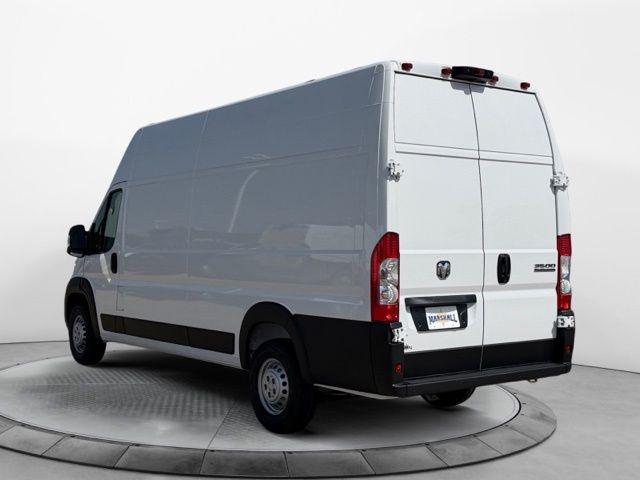 2026 Ram ProMaster Cargo Van Tradesman Super High Roof 159 WB EXT w/Pass Seat