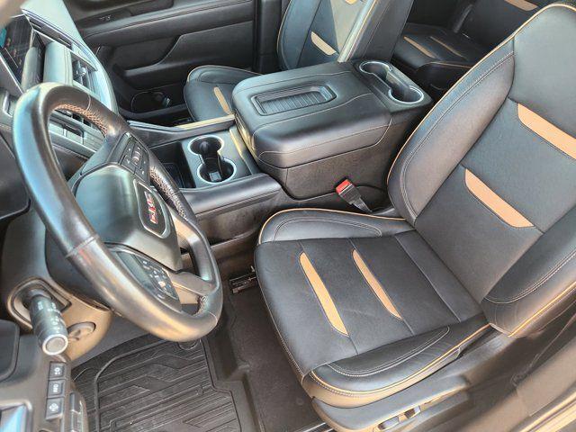 2021 GMC Yukon XL 4WD AT4