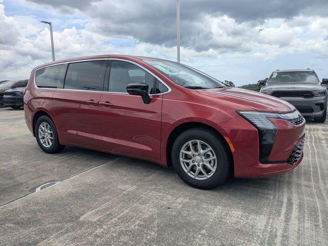 2027 Chrysler Pacifica PACIFICA SELECT