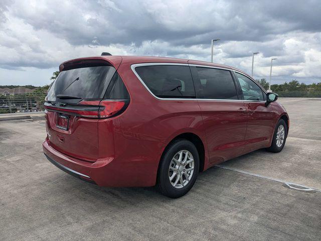 2027 Chrysler Pacifica PACIFICA SELECT