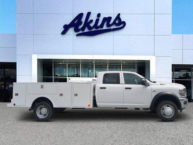 2026 RAM Ram 4500 Chassis Cab RAM 4500 TRADESMAN CHASSIS CREW CAB 4X4 84 CA