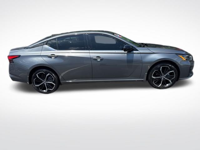 2024 Nissan Altima SR Intelligent AWD
