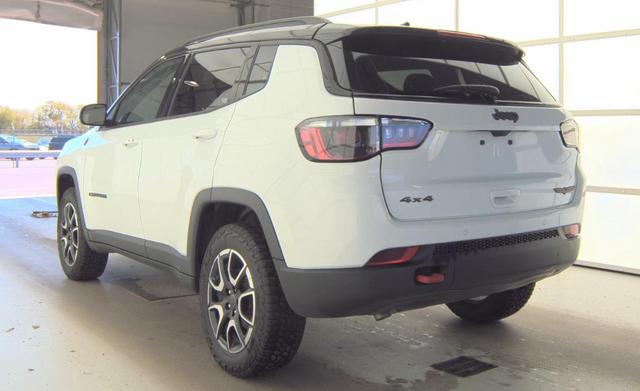 2025 Jeep Compass Trailhawk 4x4