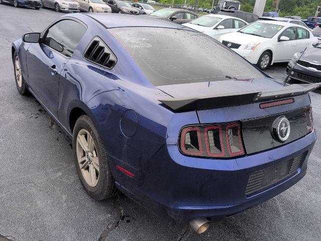 2014 Ford Mustang V6