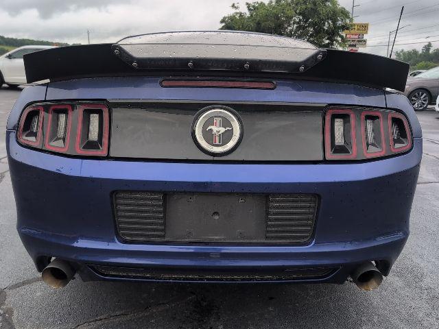 2014 Ford Mustang V6