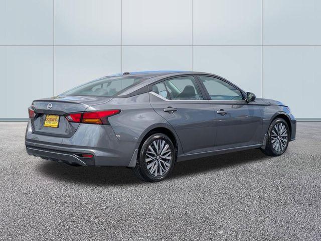 2026 Nissan Altima SV FWD