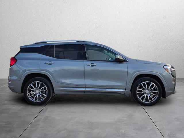 2023 GMC Terrain AWD Denali