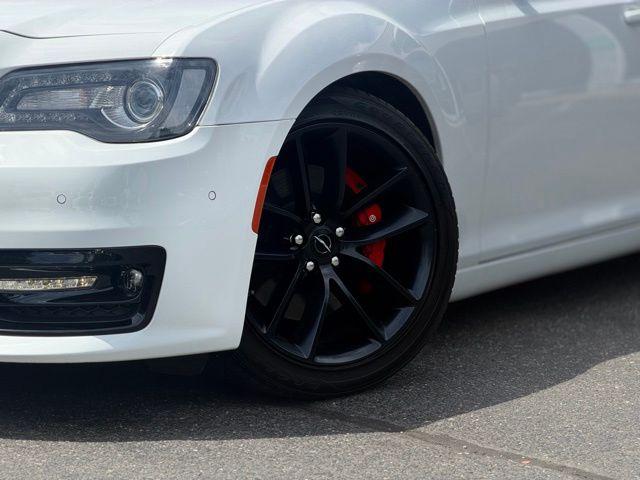2023 Chrysler 300 300C
