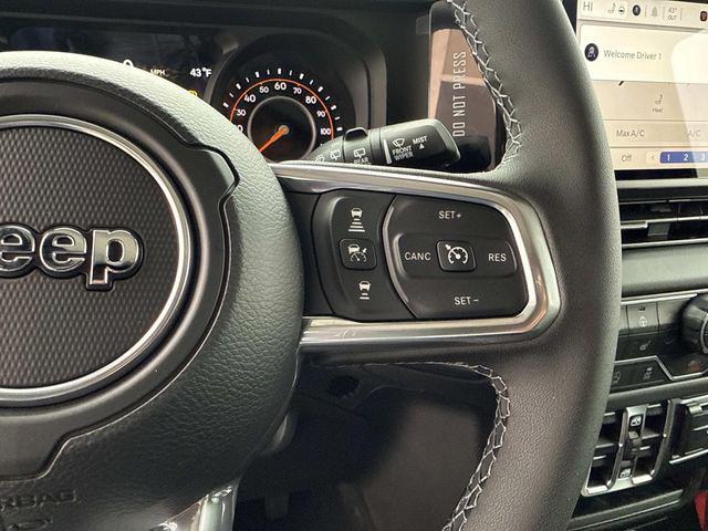 2026 Jeep Wrangler 4-Door Sahara 4x4