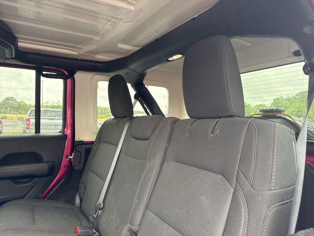 2022 Jeep Wrangler Unlimited Sahara 4x4