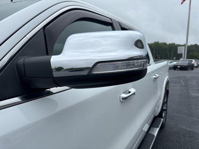 2020 Ram 1500 Laramie Crew Cab 4x4 5'7" Box