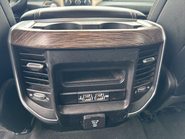 2020 Ram 1500 Laramie Crew Cab 4x4 5'7" Box