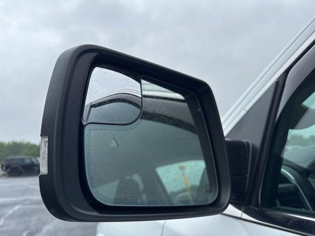 2020 Ram 1500 Laramie Crew Cab 4x4 5'7" Box