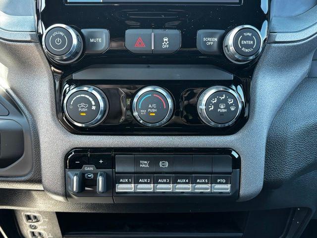 2026 Ram 3500 Tradesman/Big Horn