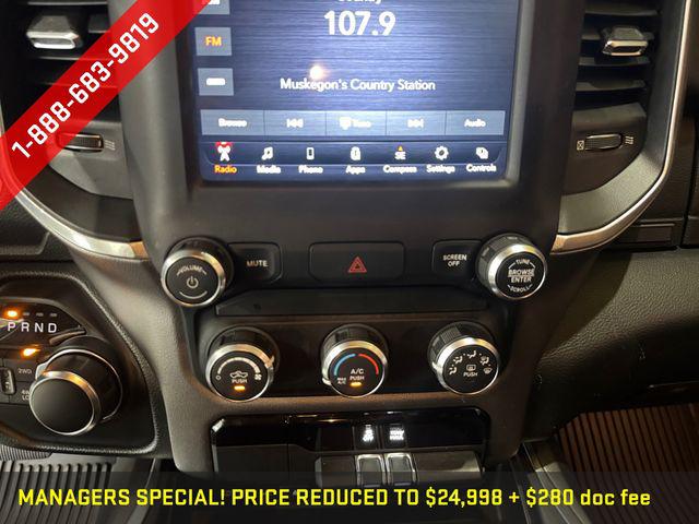 2019 Ram 1500 Big Horn/Lone Star Crew Cab 4x4 57 Box