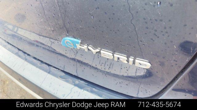 2023 Chrysler Pacifica Hybrid Pinnacle