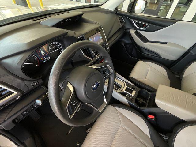 2023 Subaru Forester Base
