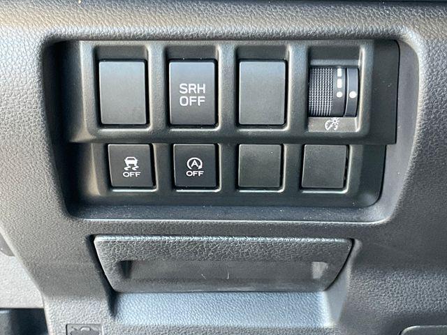 2023 Subaru Forester Base