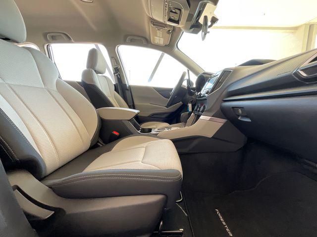 2023 Subaru Forester Base