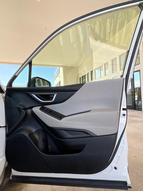 2023 Subaru Forester Base