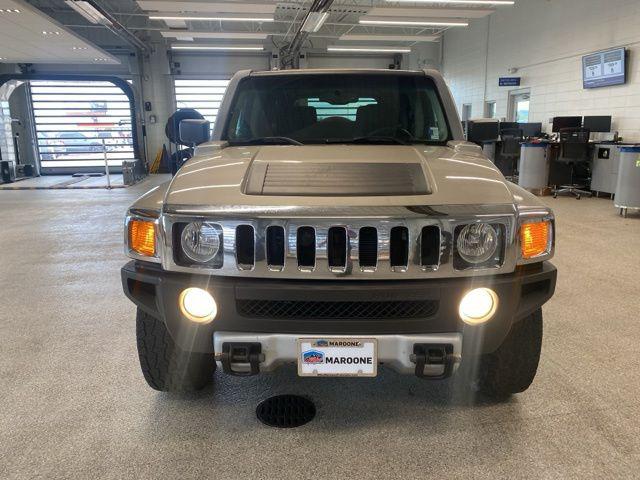 2009 HUMMER H3 Base