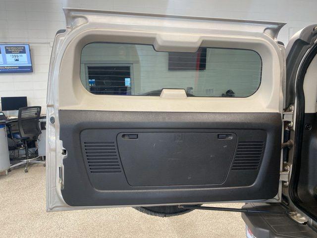 2009 HUMMER H3 Base