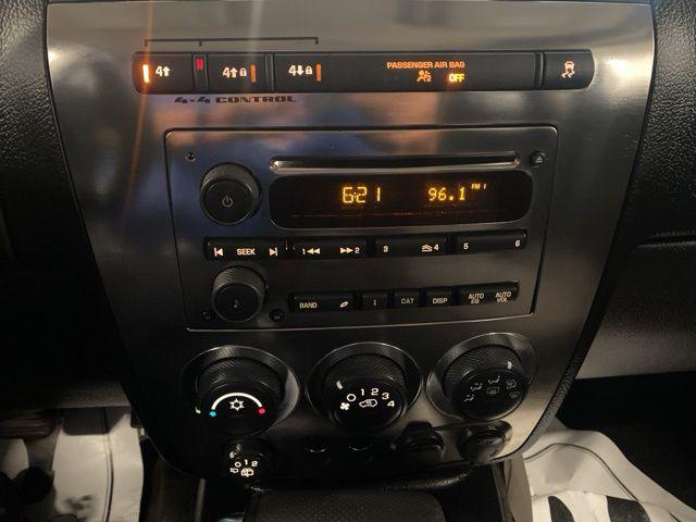 2009 HUMMER H3 Base