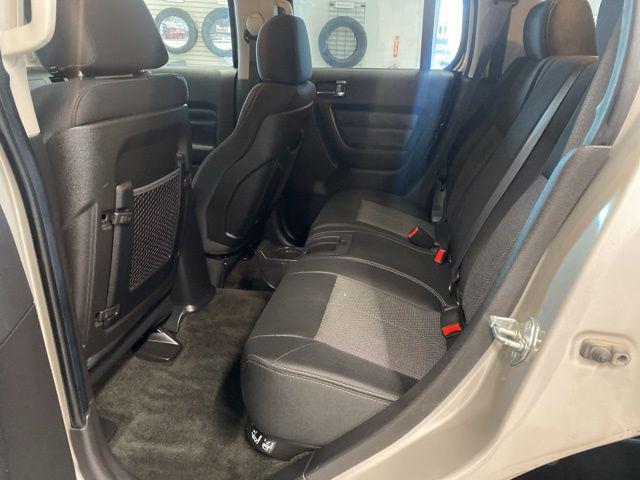 2009 HUMMER H3 Base