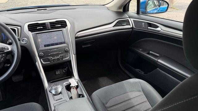 2020 Ford Fusion Hybrid SE