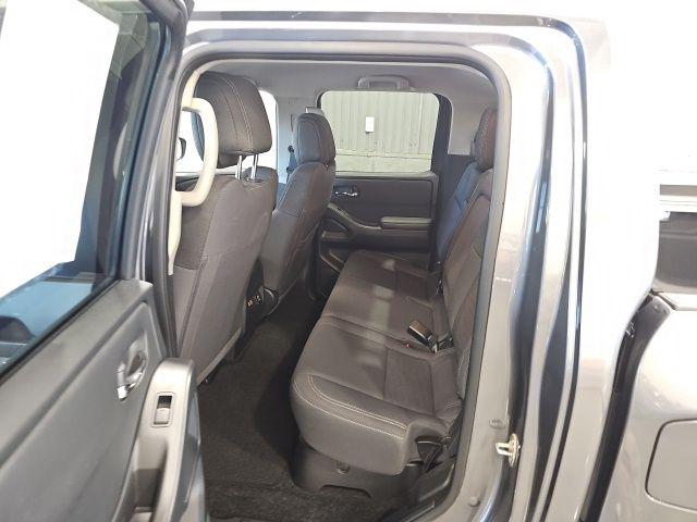 2023 Nissan Frontier Crew Cab SV 4x4