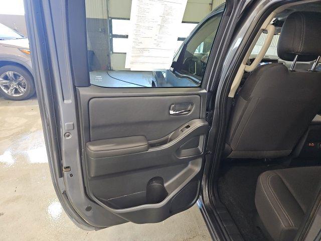 2023 Nissan Frontier Crew Cab SV 4x4