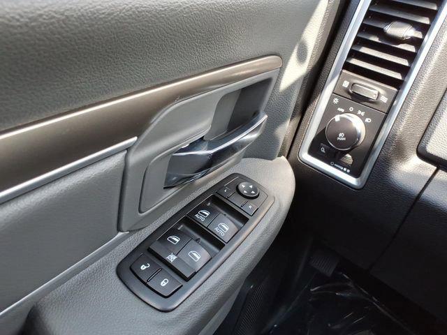 2018 Ram 3500 Big Horn Crew Cab 4x4 6'4" Box