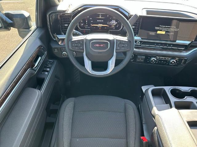 2026 GMC Sierra 2500HD Crew Cab, Standard Bed, SLE, 4WD