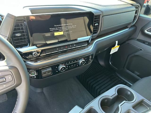 2026 GMC Sierra 2500HD Crew Cab, Standard Bed, SLE, 4WD