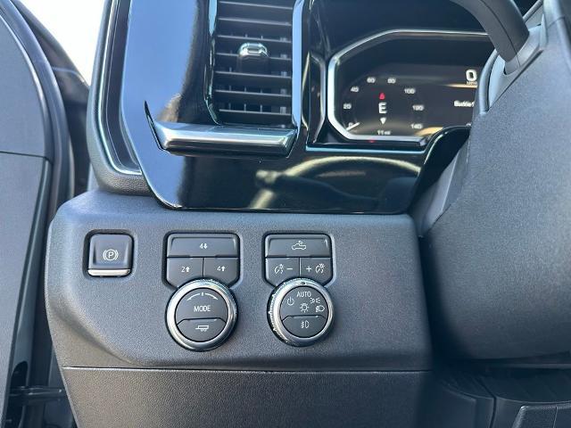 2026 GMC Sierra 2500HD Crew Cab, Standard Bed, SLE, 4WD