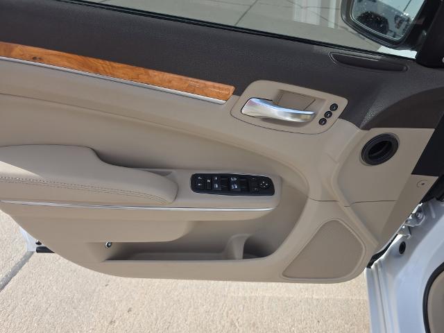 2013 Chrysler 300 AWD