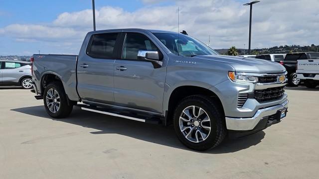 2026 Chevrolet Silverado 1500 4WD Crew Cab Standard Bed LT