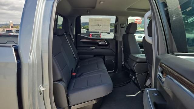 2026 Chevrolet Silverado 1500 4WD Crew Cab Standard Bed LT