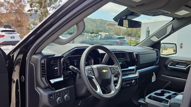 2026 Chevrolet Silverado 1500 4WD Crew Cab Standard Bed LT