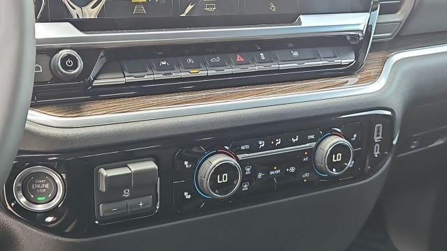 2026 Chevrolet Silverado 1500 4WD Crew Cab Standard Bed LT