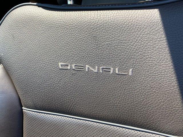 2021 GMC Yukon 4WD Denali