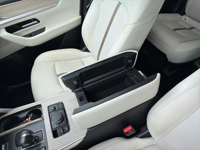 2025 Mazda X-90 3.3 Turbo Premium Plus Package