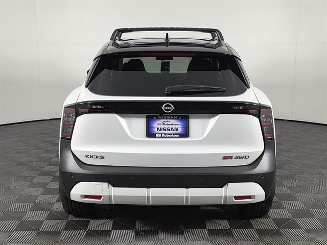 2025 Nissan Kicks SR Intelligent AWD