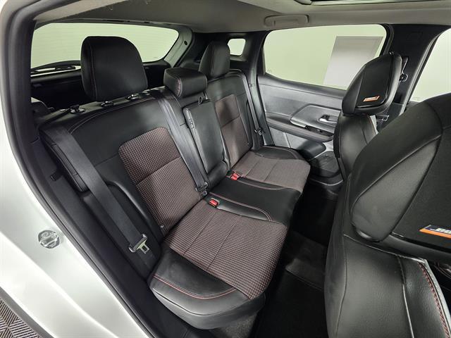 2025 Nissan Kicks SR Intelligent AWD