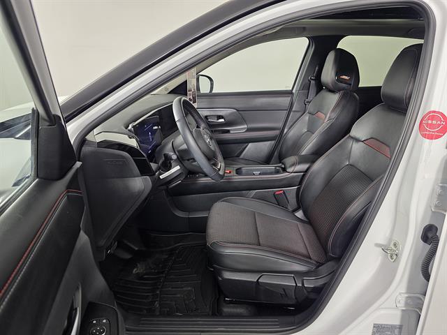 2025 Nissan Kicks SR Intelligent AWD