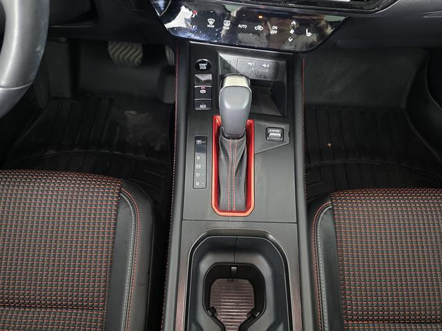 2025 Nissan Kicks SR Intelligent AWD