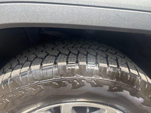 2022 GMC Sierra 1500 Limited 4WD Crew Cab Short Box SLT