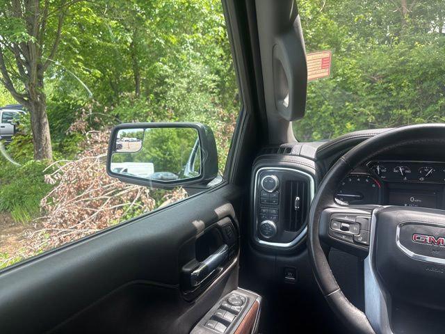 2022 GMC Sierra 1500 Limited 4WD Crew Cab Short Box SLT